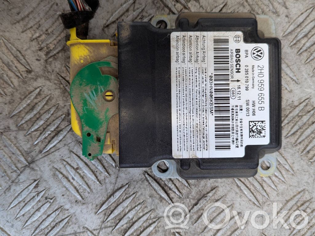 Volkswagen Amarok Airbag control unit/module 