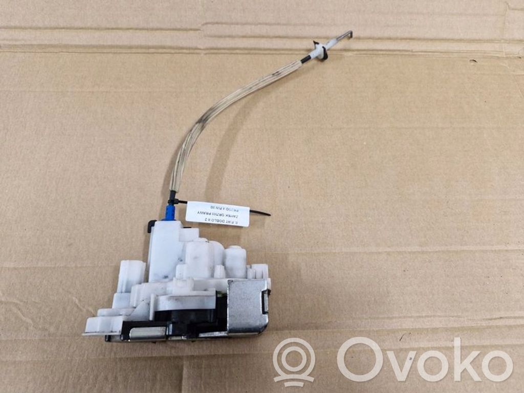 Fiat Doblo Front door lock 