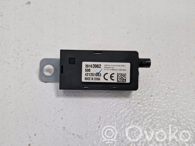 Opel Insignia B Antenos stiprintuvas 