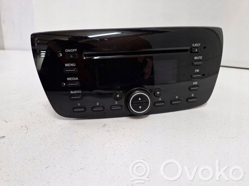 Fiat Doblo Radio / CD/DVD atskaņotājs / navigācija 