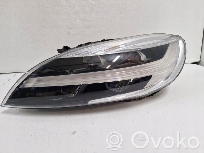 Headlight/headlamp   31677020