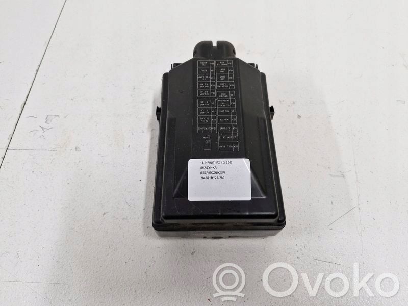 Infiniti FX Juego de caja de fusibles 