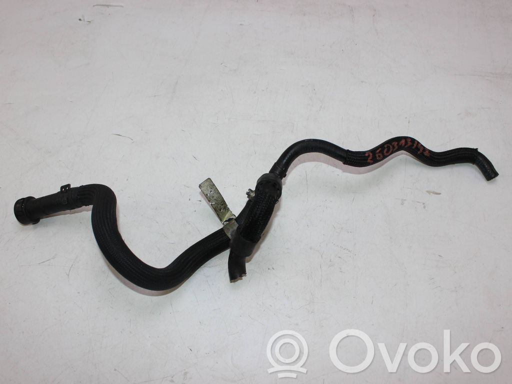 BMW 5 E60 E61 Degvielas caurulīte (-es) 