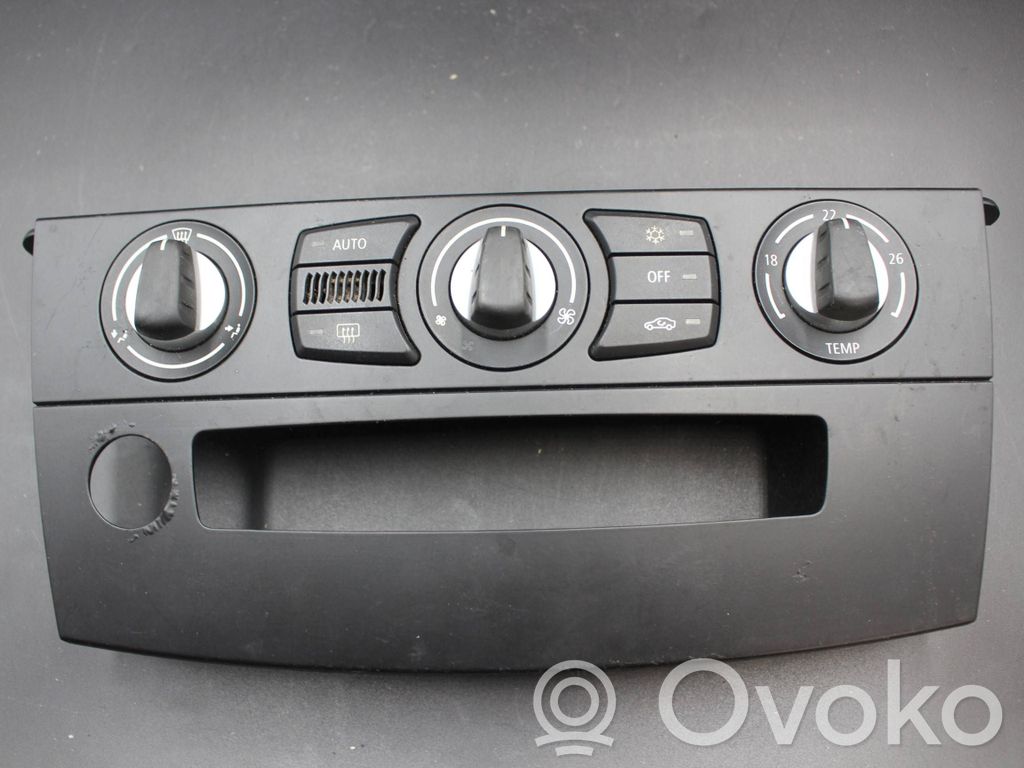 BMW 5 E60 E61 Climate control unit 