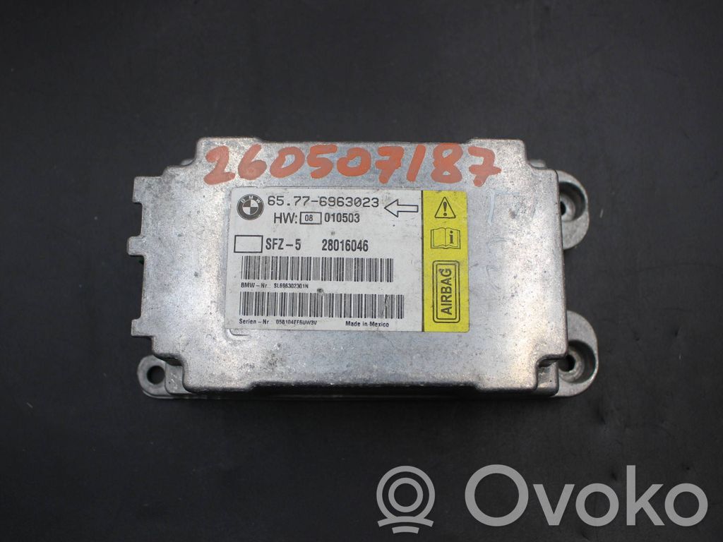 BMW 5 E60 E61 Oro pagalvių valdymo blokas 