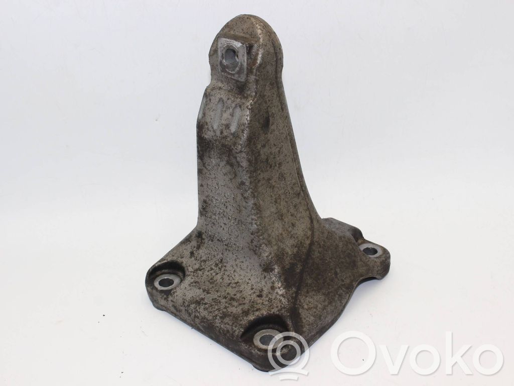 BMW X3 F25 Engine mounting bracket 