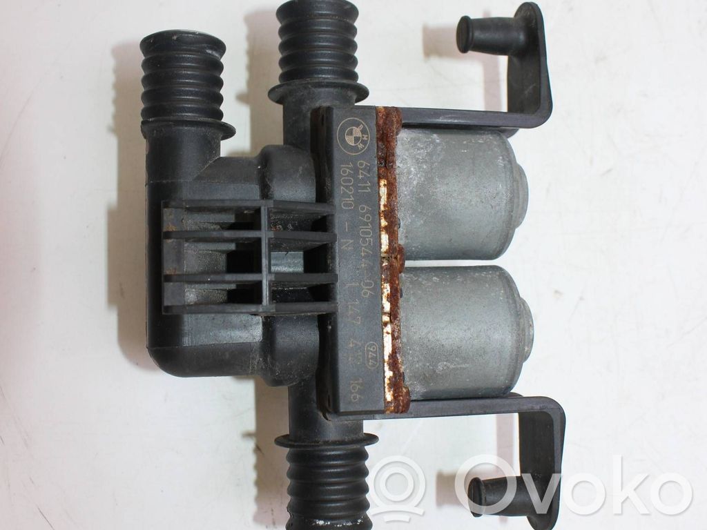 BMW X5 F15 Apsildes radiatora vārsts (-i) 