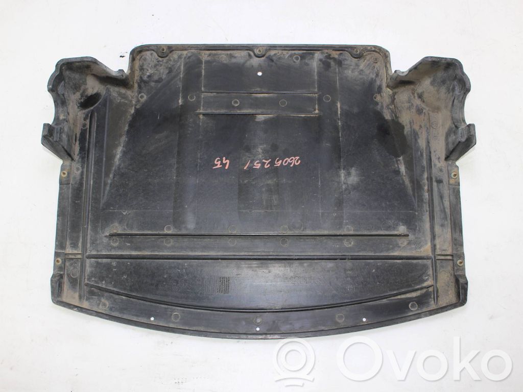 Engine splash shield/under tray   8268344