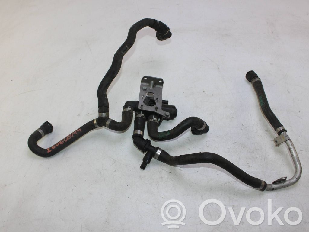 BMW X3 F25 Tubo flessibile del liquido di raffreddamento del motore 