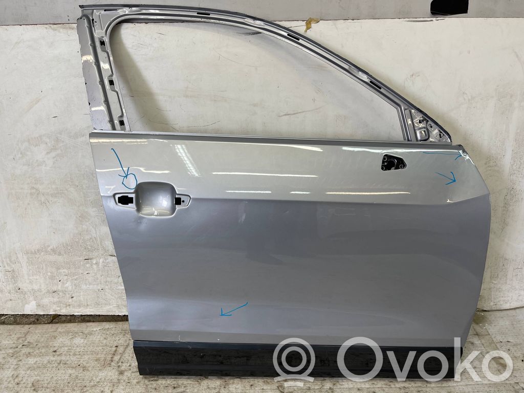 Audi Q2 - Priekinės durys 