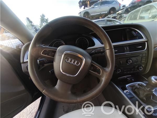 Audi A5 8T 8F Kierownica 
