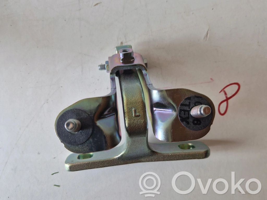 Tesla Model Y Tailgate/trunk/boot hinge 