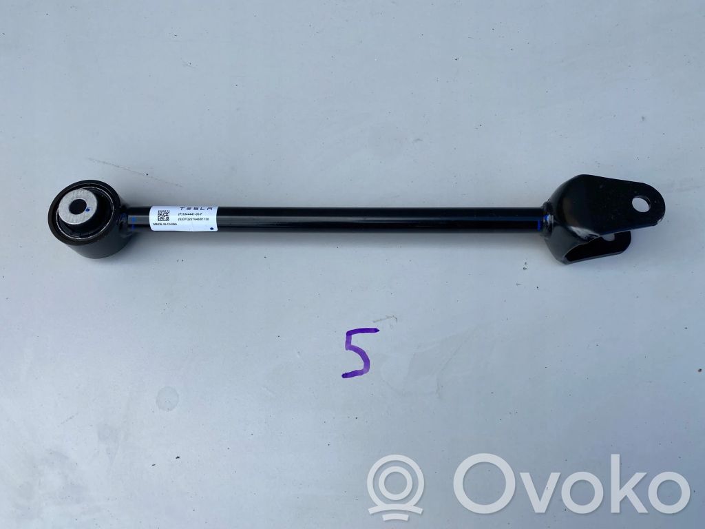 Tesla Model 3 Galinė svirtis 