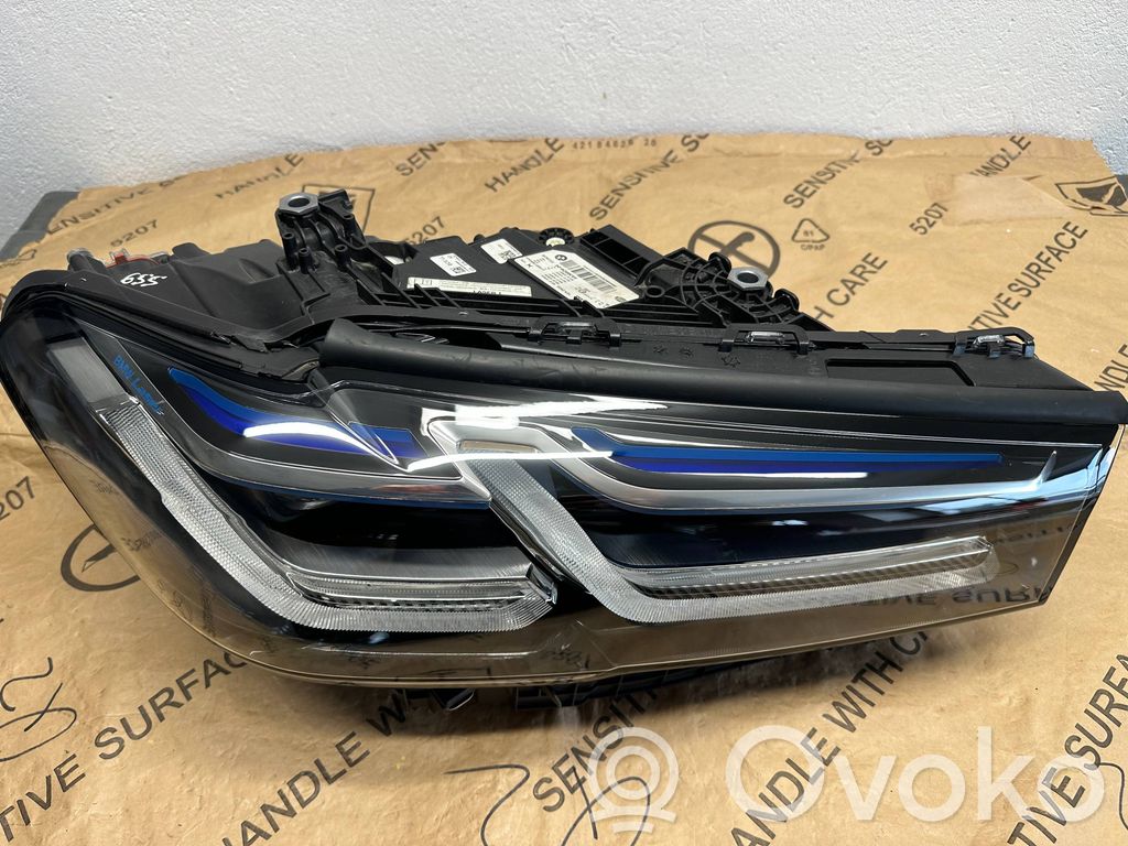 BMW 5 G30 G31 G38 Lampa przednia 