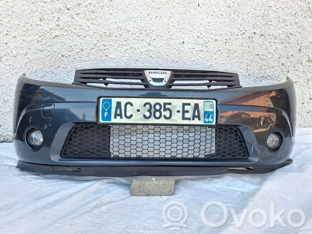 Dacia Sandero Parachoques delantero 