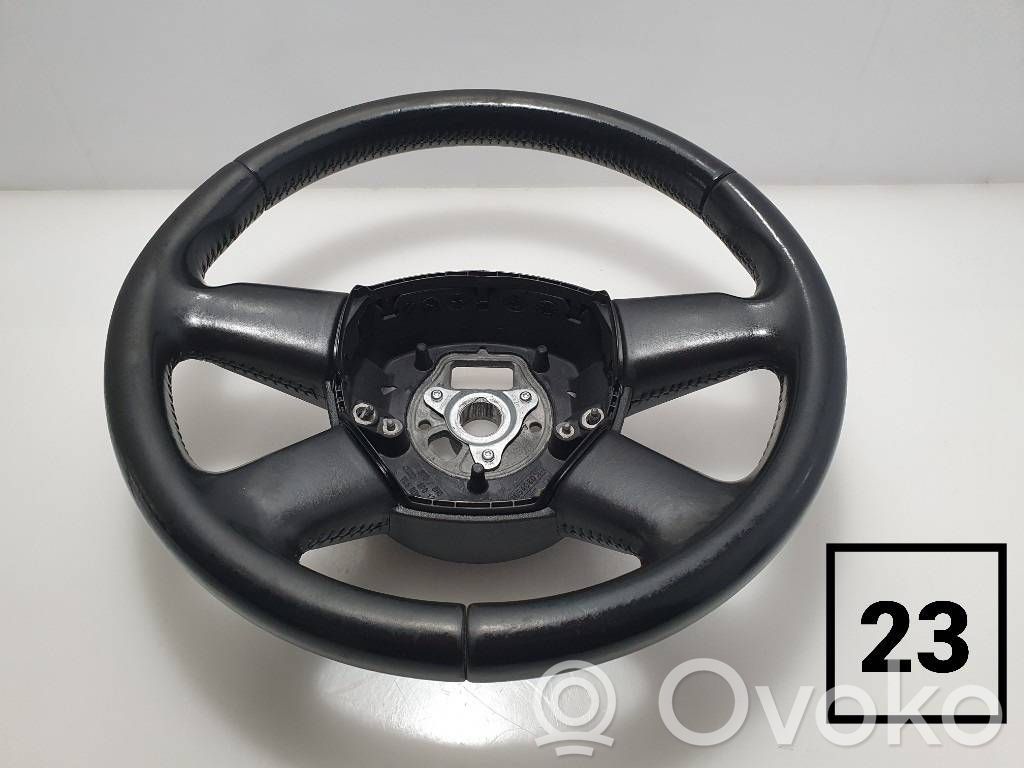Audi A3 S3 A3 Sportback 8P Ohjauspyörä 