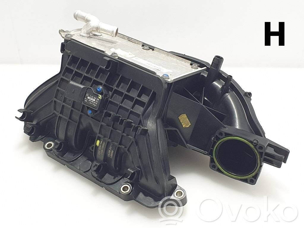 Volkswagen PASSAT B7 Intake manifold 