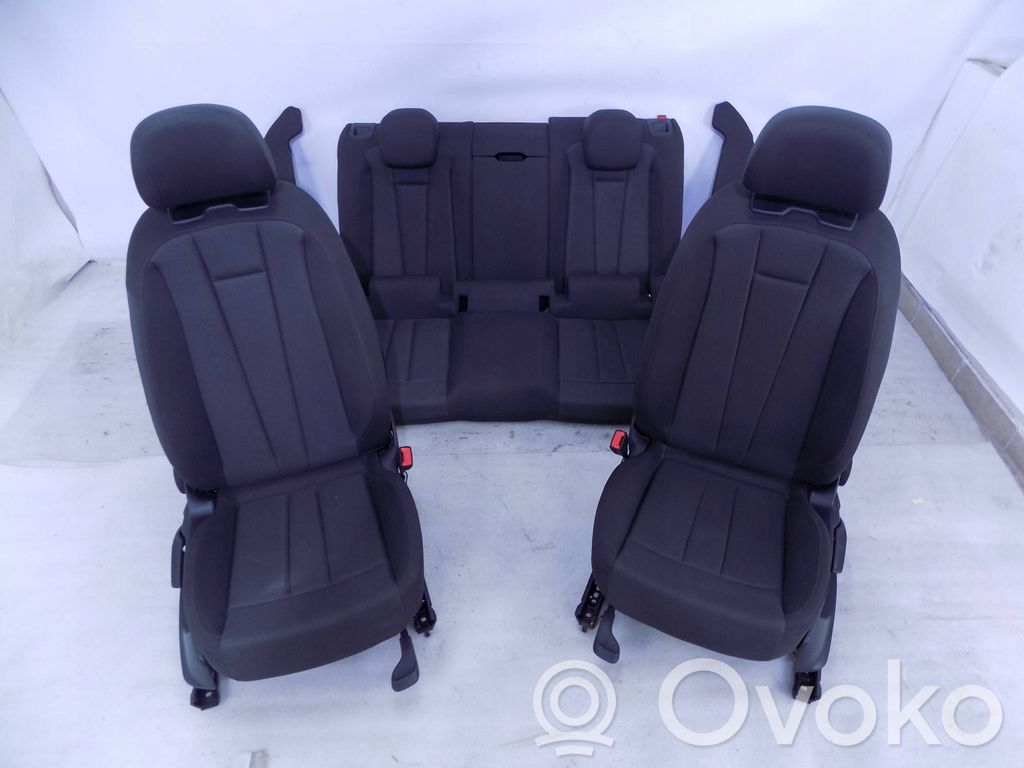Seat set