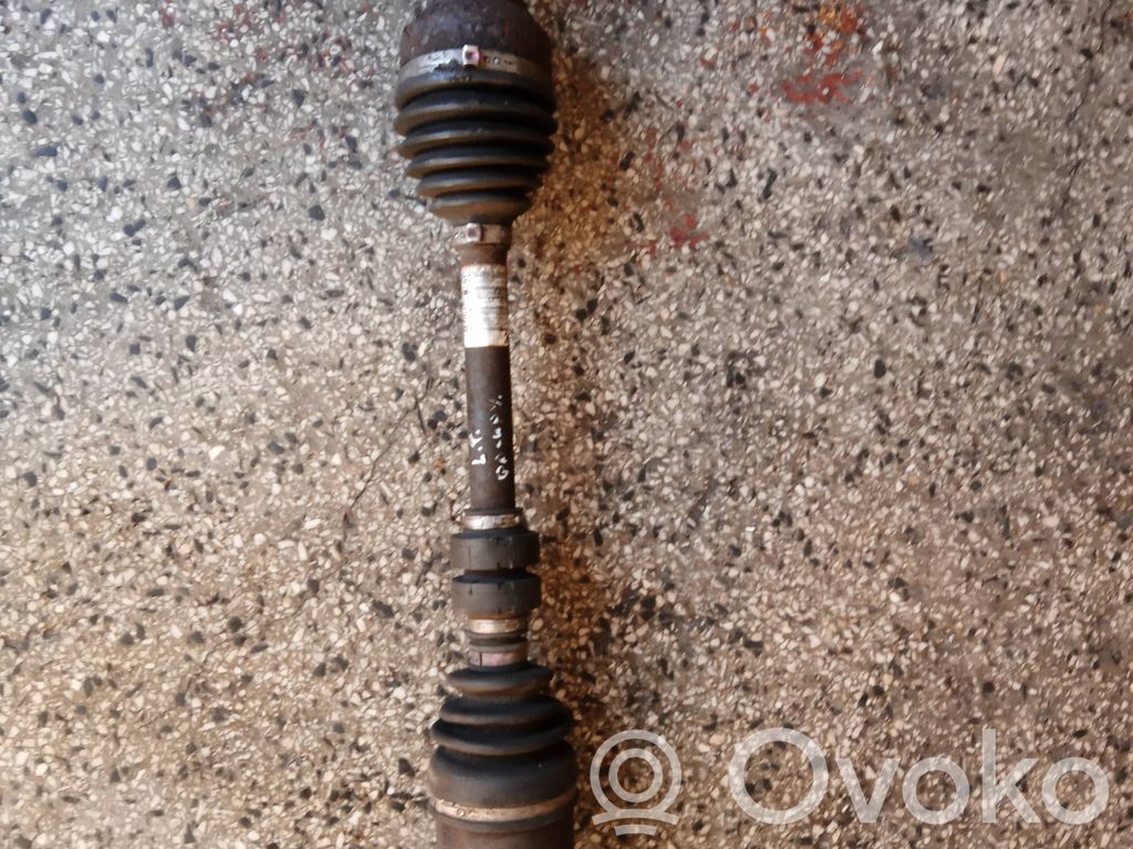 Nissan Qashqai Półoś przednia 