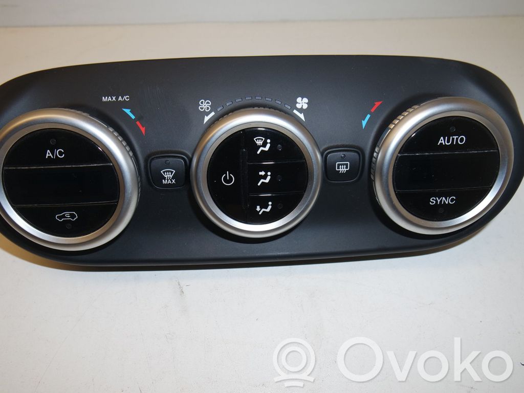 Fiat 500X Przełącznik / Włącznik nawiewu dmuchawy 