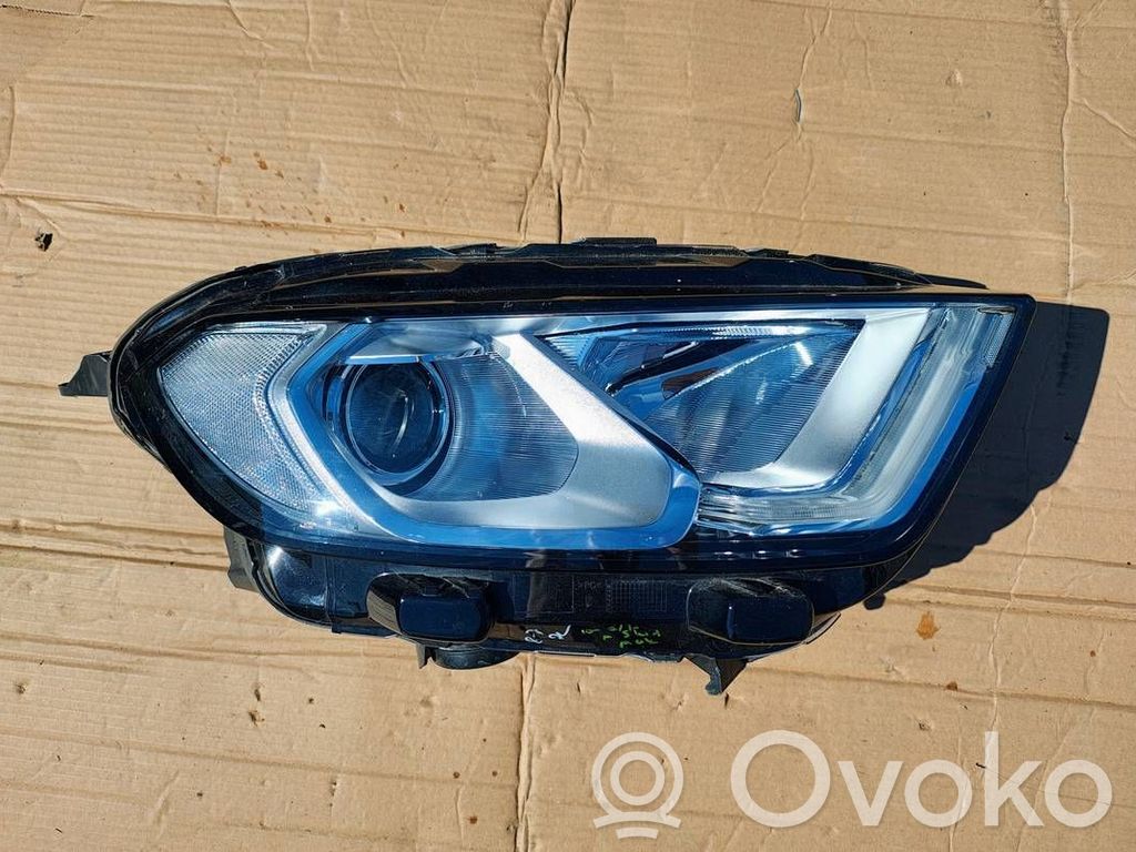 Ford Ecosport Lampa przednia 