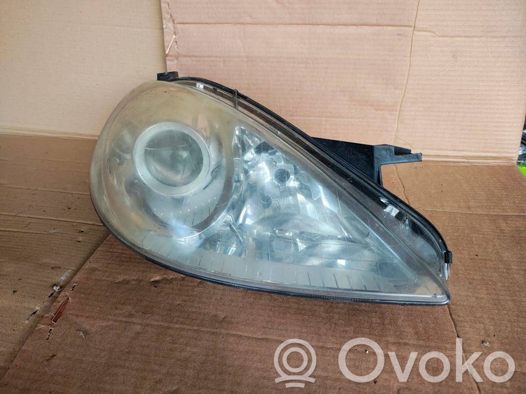 Mercedes-Benz A W169 Lampa przednia 