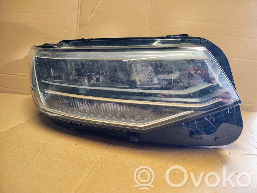Volkswagen Tiguan Lampa przednia 