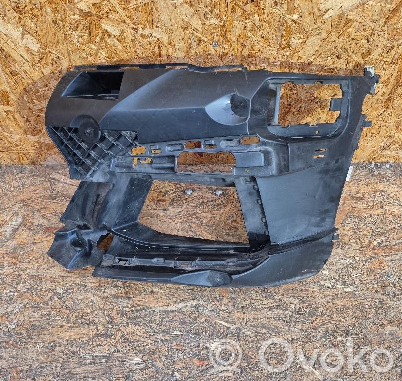 BMW 5 G30 G31 G38 Suport montare bară față 