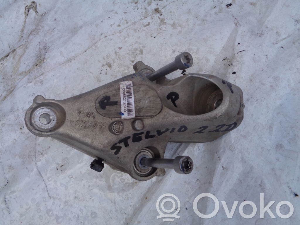 Alfa Romeo Stelvio Engine mounting bracket 