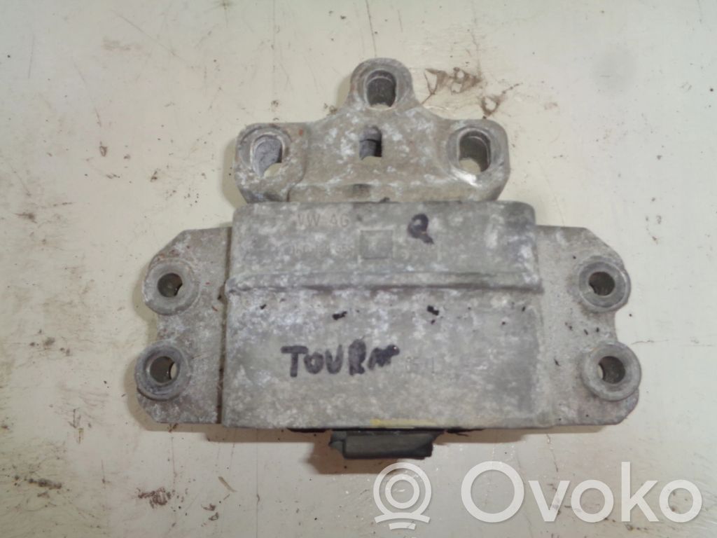 Volkswagen Touran I Engine mount bracket 