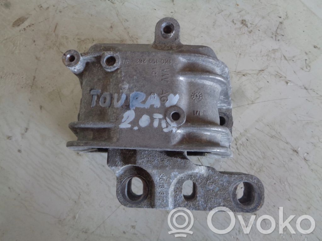 Volkswagen Touran I Dzinēja spilvens 