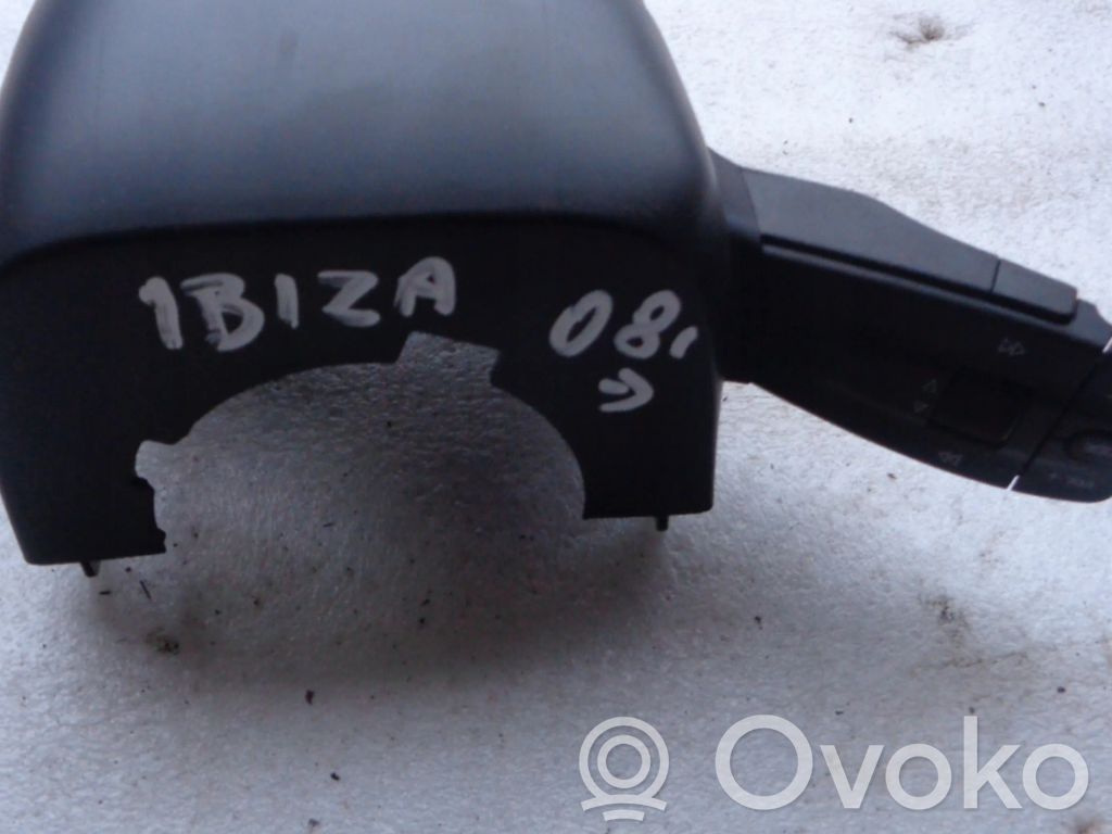 Seat Ibiza IV (6J,6P) Interruptor de control multifunción 