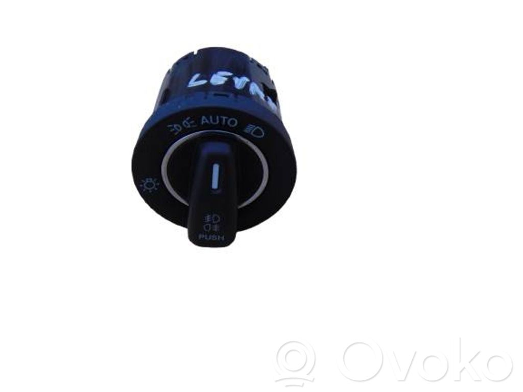 Maserati Levante Light switch 