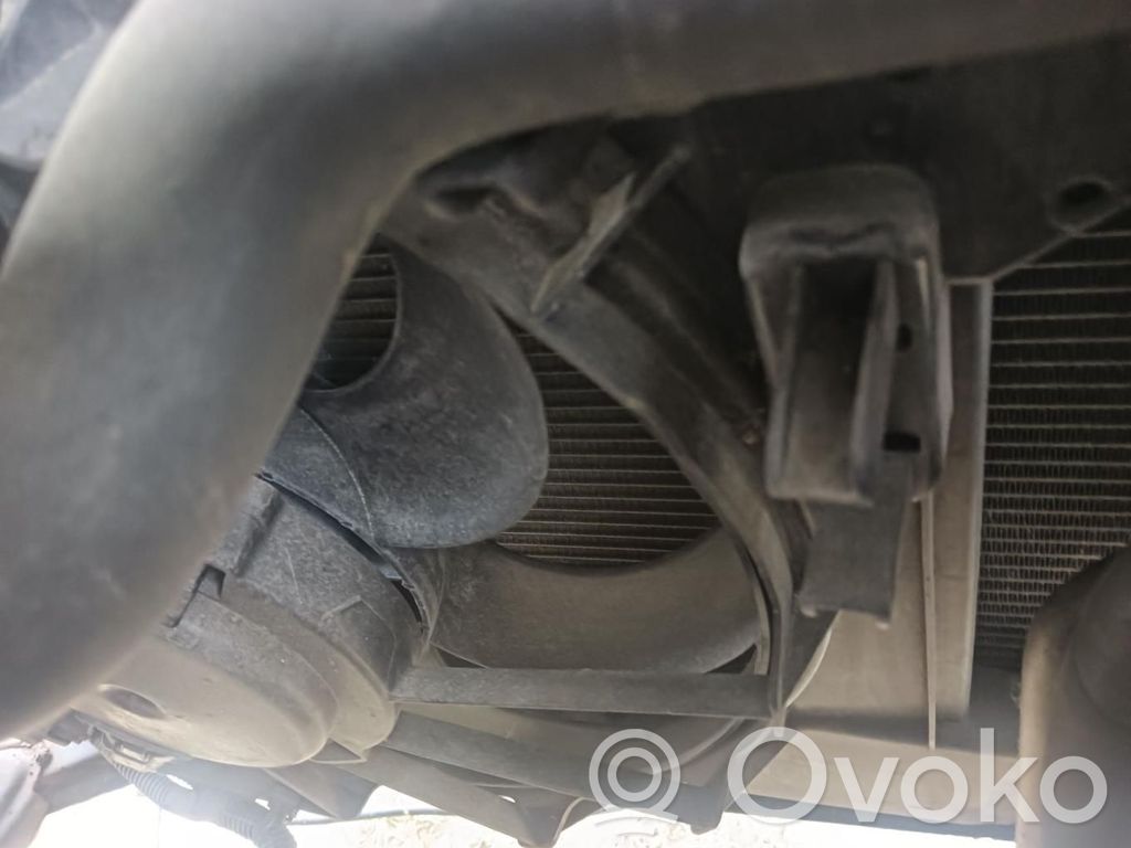 Dacia Logan I Tila-auton jääkaappi 