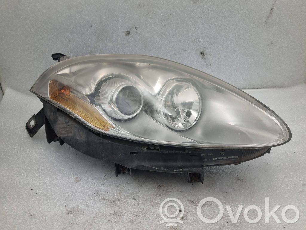 Fiat Bravo Lampa przednia 