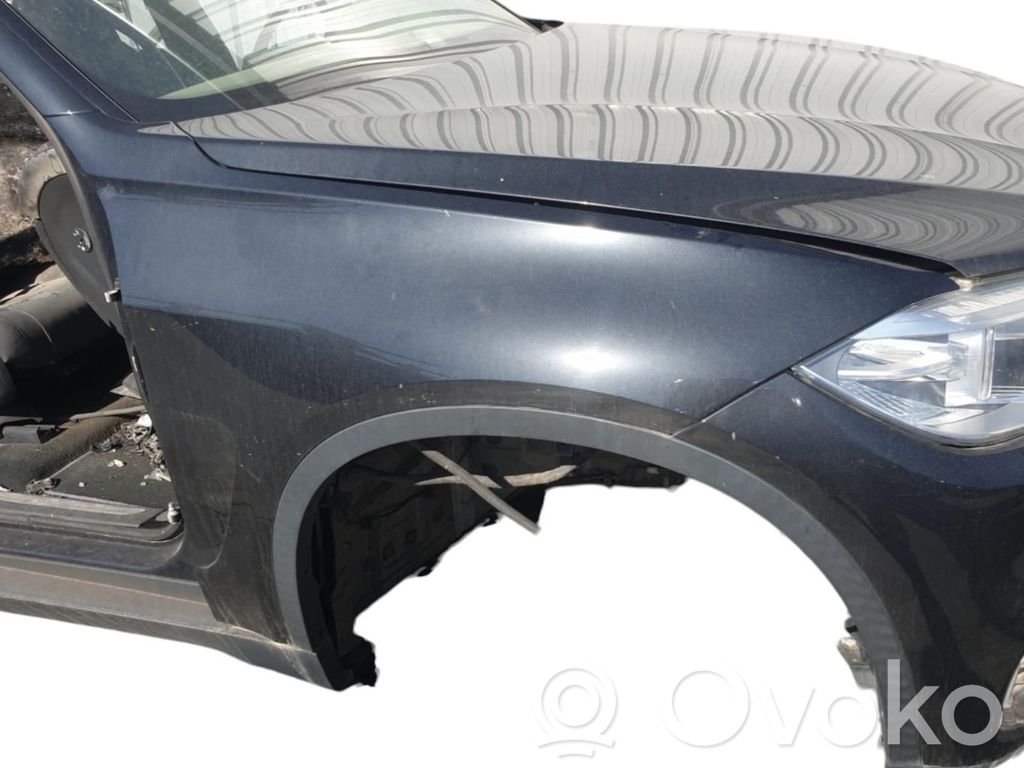 BMW X5 F15 Nadkole przednie 