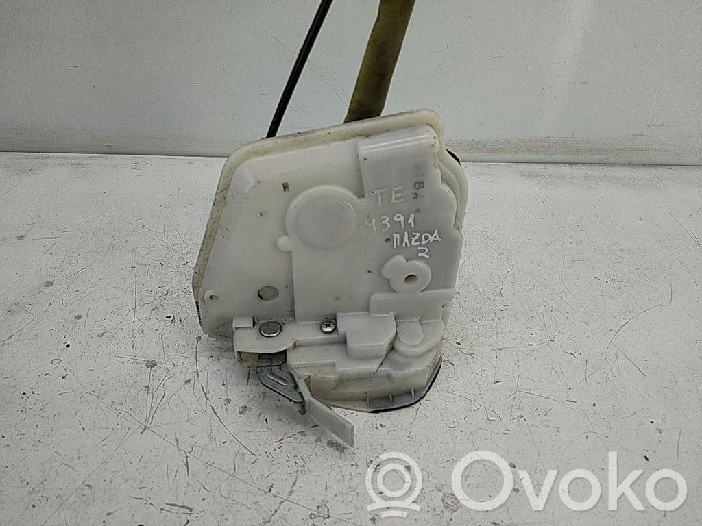 Mazda 2 Rear door lock 