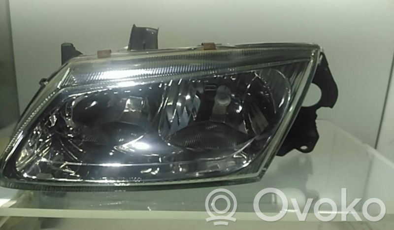 Nissan Almera N16 Headlight/headlamp 