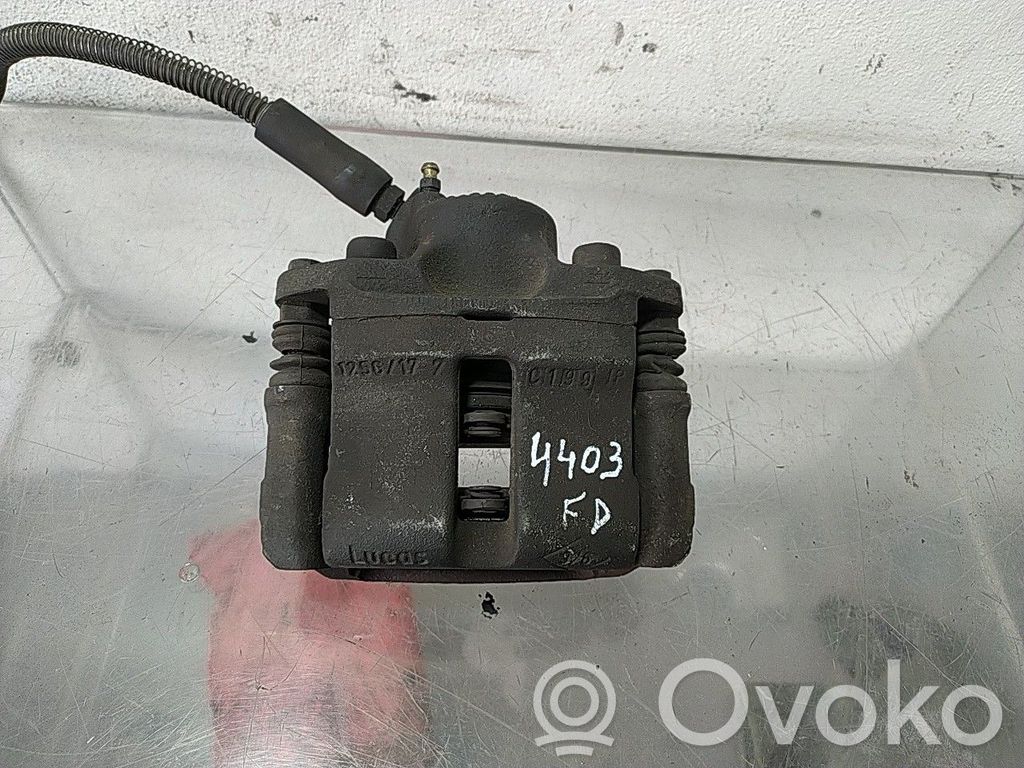 Передний суппорт   B133614