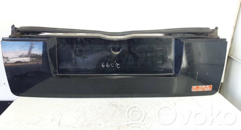 Tailgate/trunk/boot lid   2099,BAIXO,COM,FECHOS