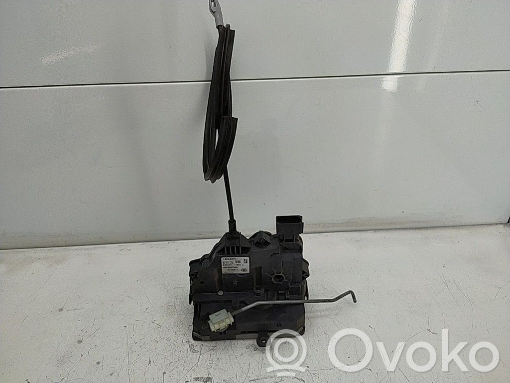 Priekšpusē slēdzene   13258271,EE,FICHA6PINOS