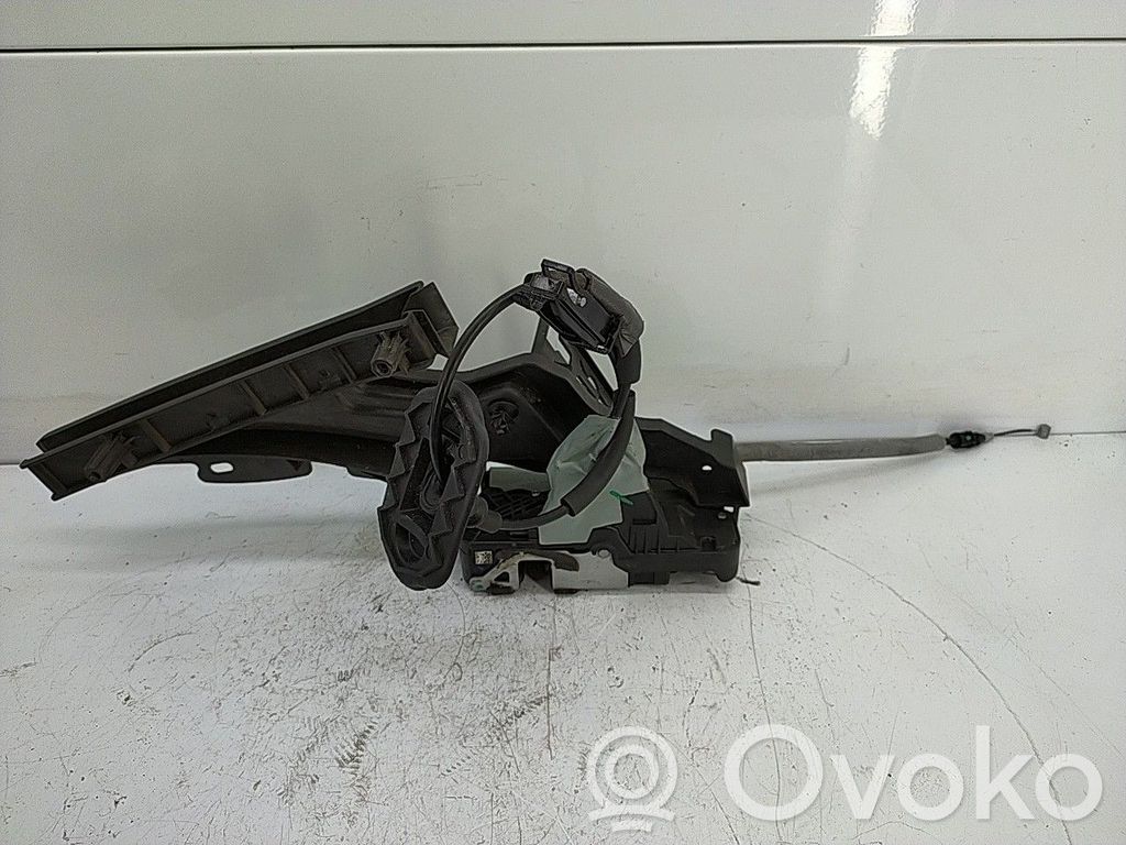 Ford Focus Zamek drzwi tylnych 