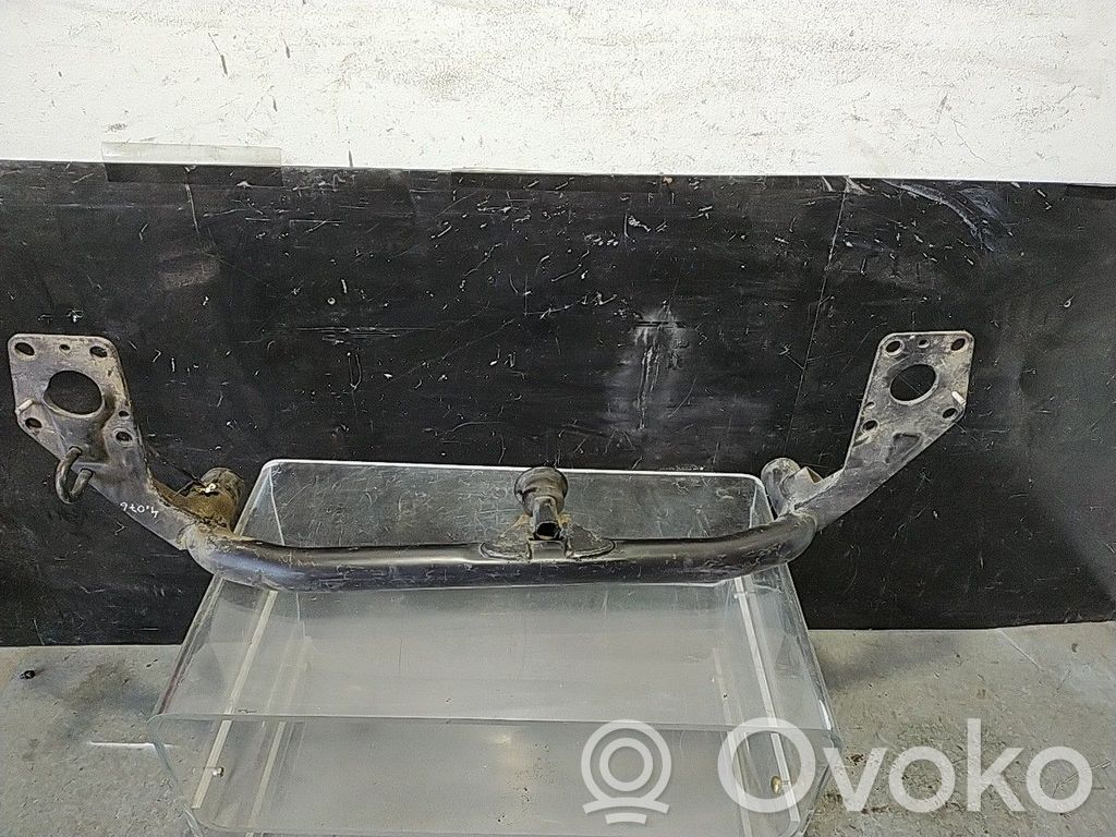 Audi A4 S4 B5 8D Jäähdyttimen kehyksen suojapaneeli 