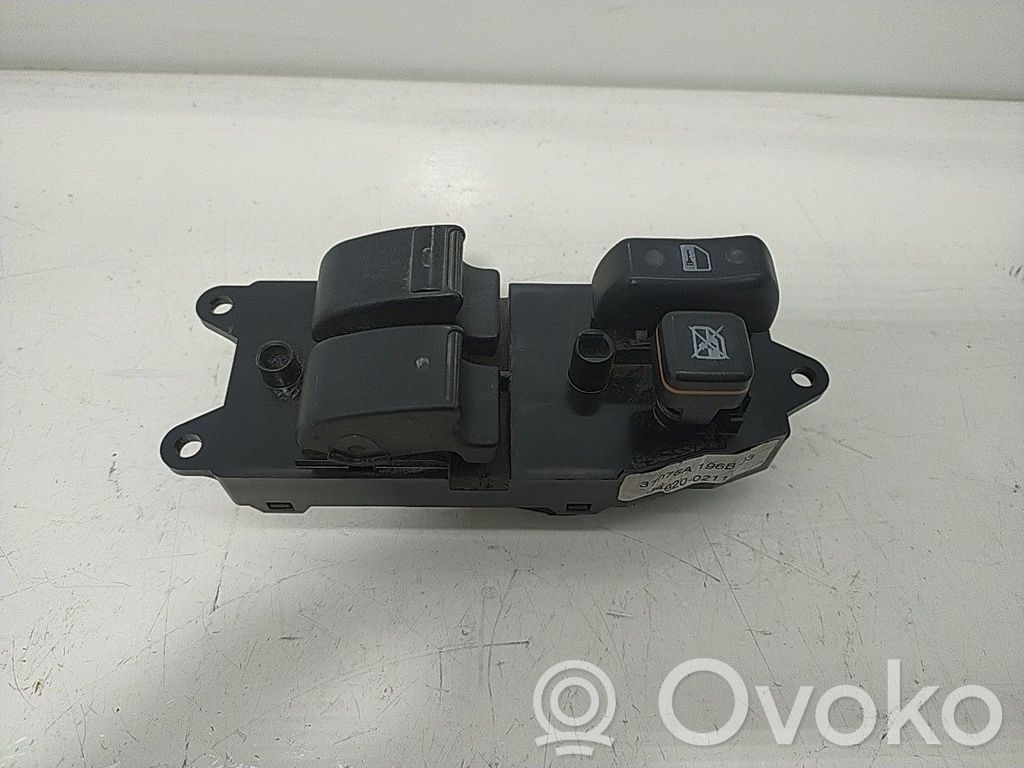 Toyota Corolla Verso E121 Electric window control switch 