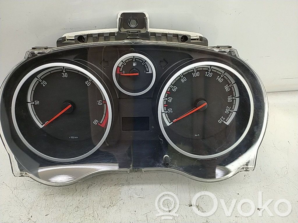 Opel Corsa D Vitezometru (grup de instrumente) 