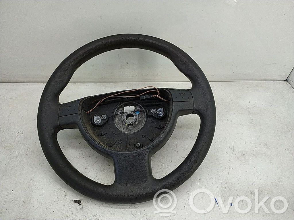 Steering wheel   UM,CIMA,EM,GASTO,POUCO