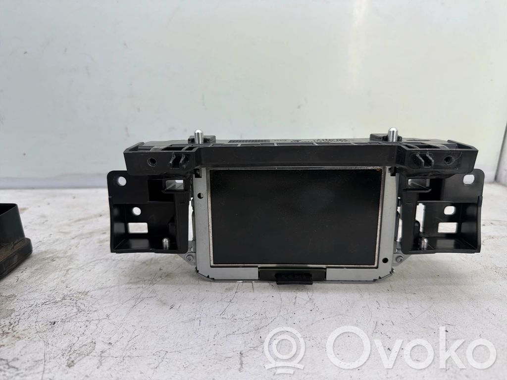 Bildschirm / Display / Anzeige   10R035825