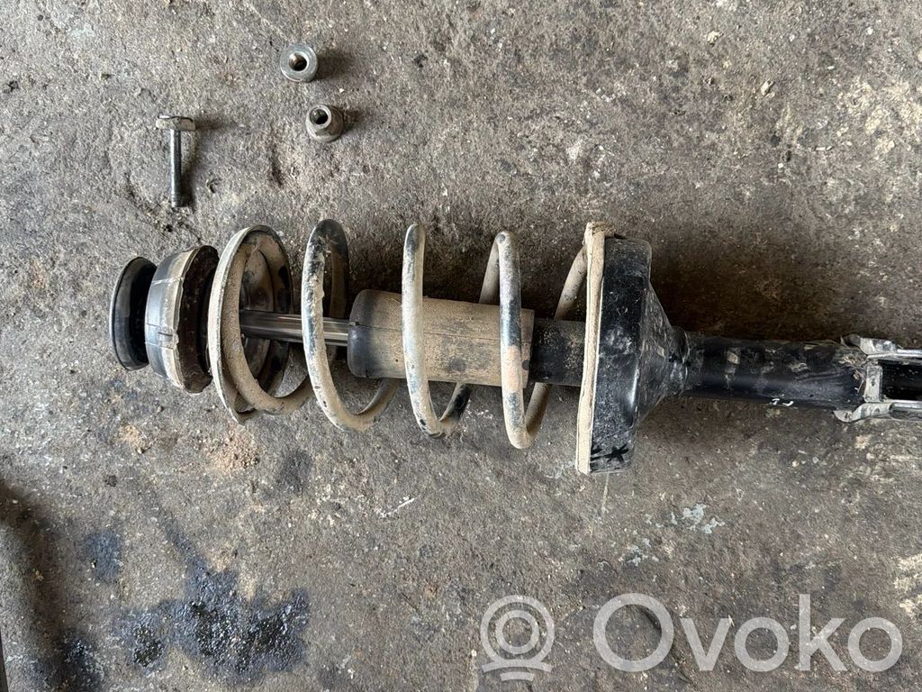Stoßdämpfer vorne