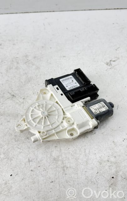Volkswagen Tiguan Motor macara geam ușă față 