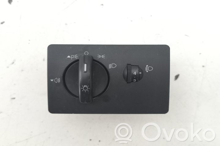 Ford Focus Light switch 